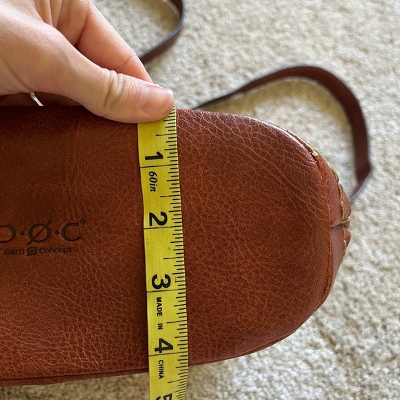 BOC Crossbody Purse Shoulder Bag Brown Vegan Leather Born Concept B.O.C. *FLAW - Picture 4 of 14